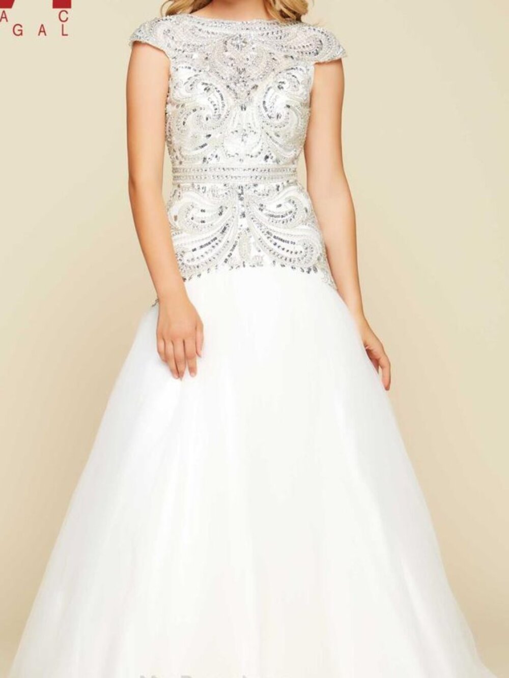 MAC DUGGAL 65364H WHITE SILVER SIZE 4 BEADED FIT AND FLARE MERMAID FORMAL GOWN